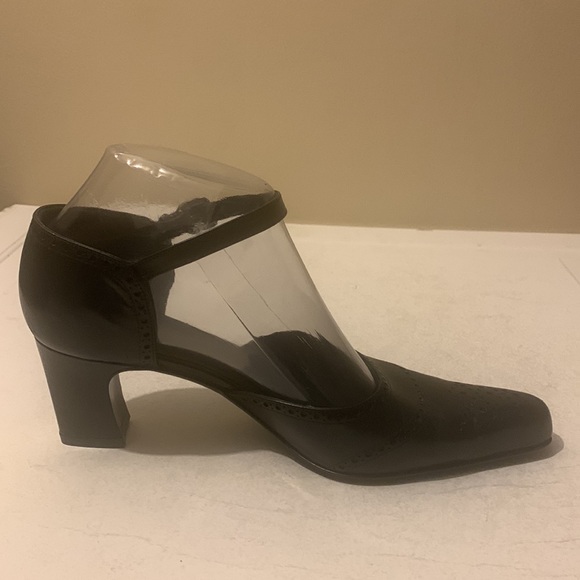 Jil Sander Women's Ankle-Strap Pointed-Toe Pumps Size 6 - Picture 10 of 15